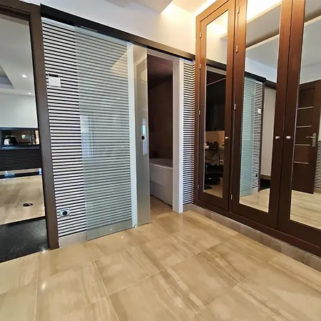 Apartment Luxury 3 Bedrooms, Private Heated Pool - Ehhouse Estepona