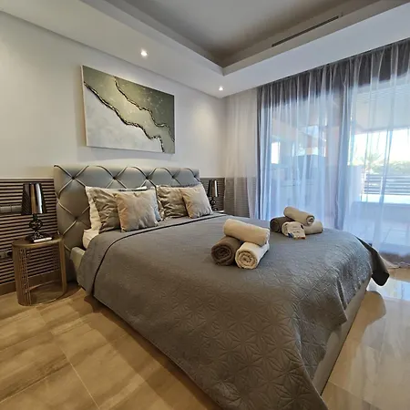 Luxury 3 Bedrooms, Private Heated Pool - Ehhouse Estepona
