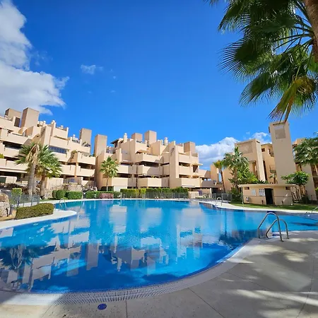 Luxury 3 Bedrooms, Private Heated Pool - Ehhouse Apartment *