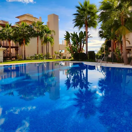 Luxury 3 Bedrooms, Private Heated Pool - Ehhouse
