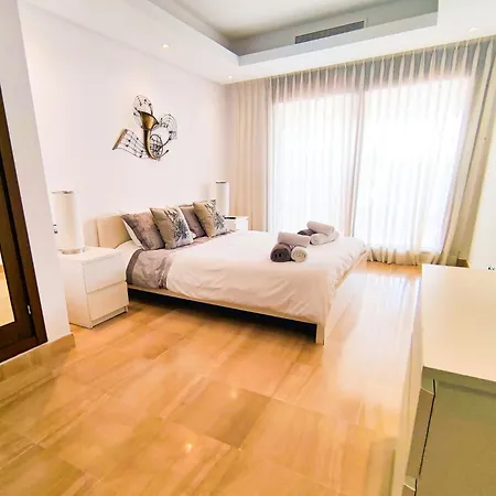 Luxury 3 Bedrooms, Private Heated Pool - Ehhouse * Estepona